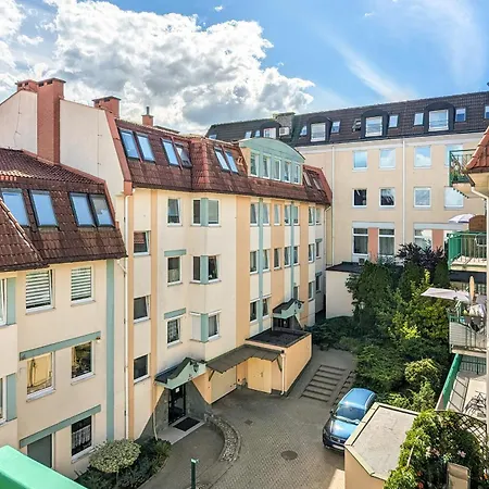 Sopockie Z Parkingiem Przy Plazy I Molo By Renters *