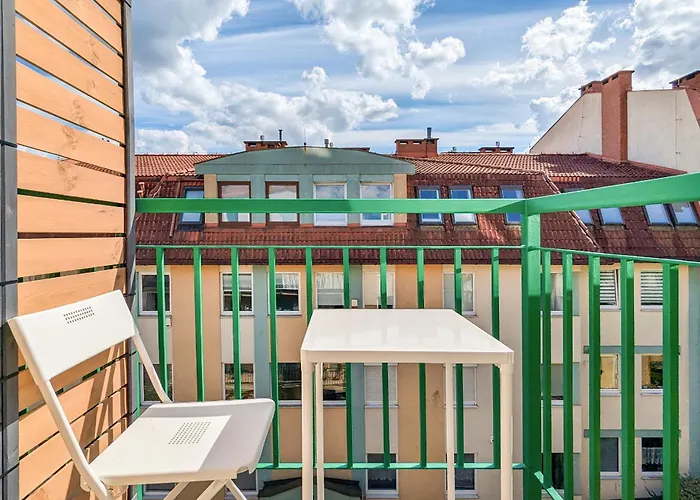 Sopockie Z Parkingiem Przy Plazy I Molo By Renters Apartamento